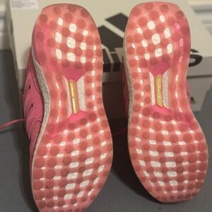 PINK!!! Adidas women running shoes. Size US 6.5